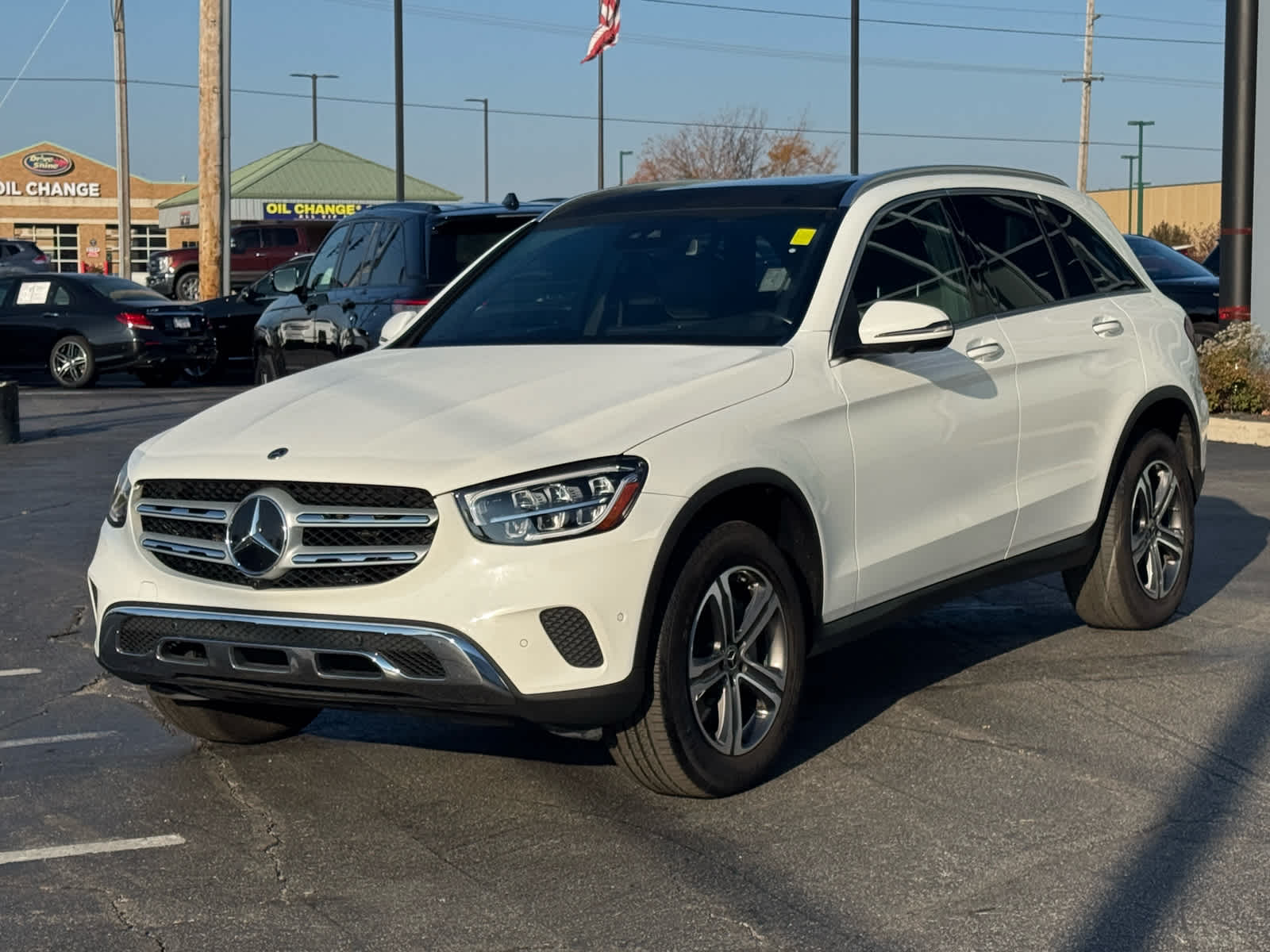 2022 Mercedes Benz GLC 300 4MATIC photo 4