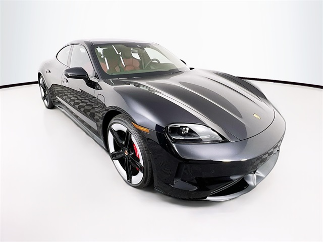 2026 Porsche Taycan GTS photo 7