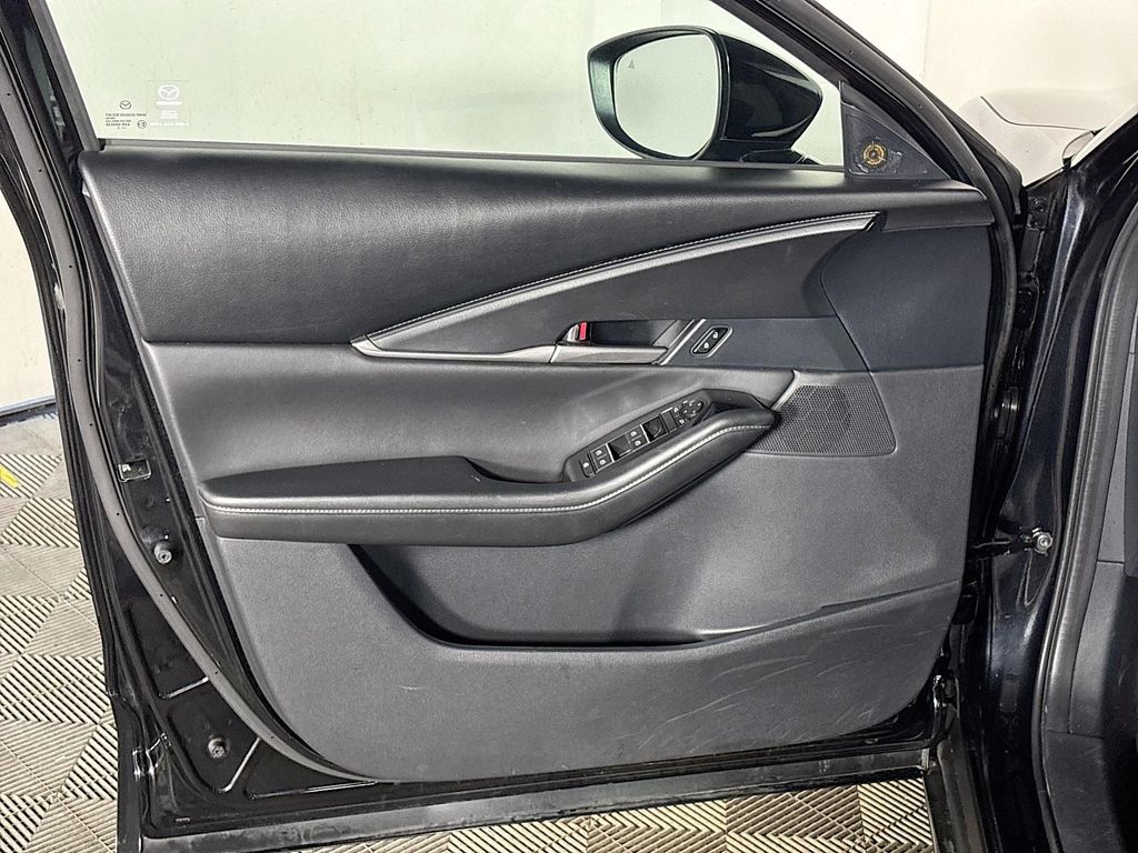 2024 Mazda CX-30 2.5 Select Sport photo 9