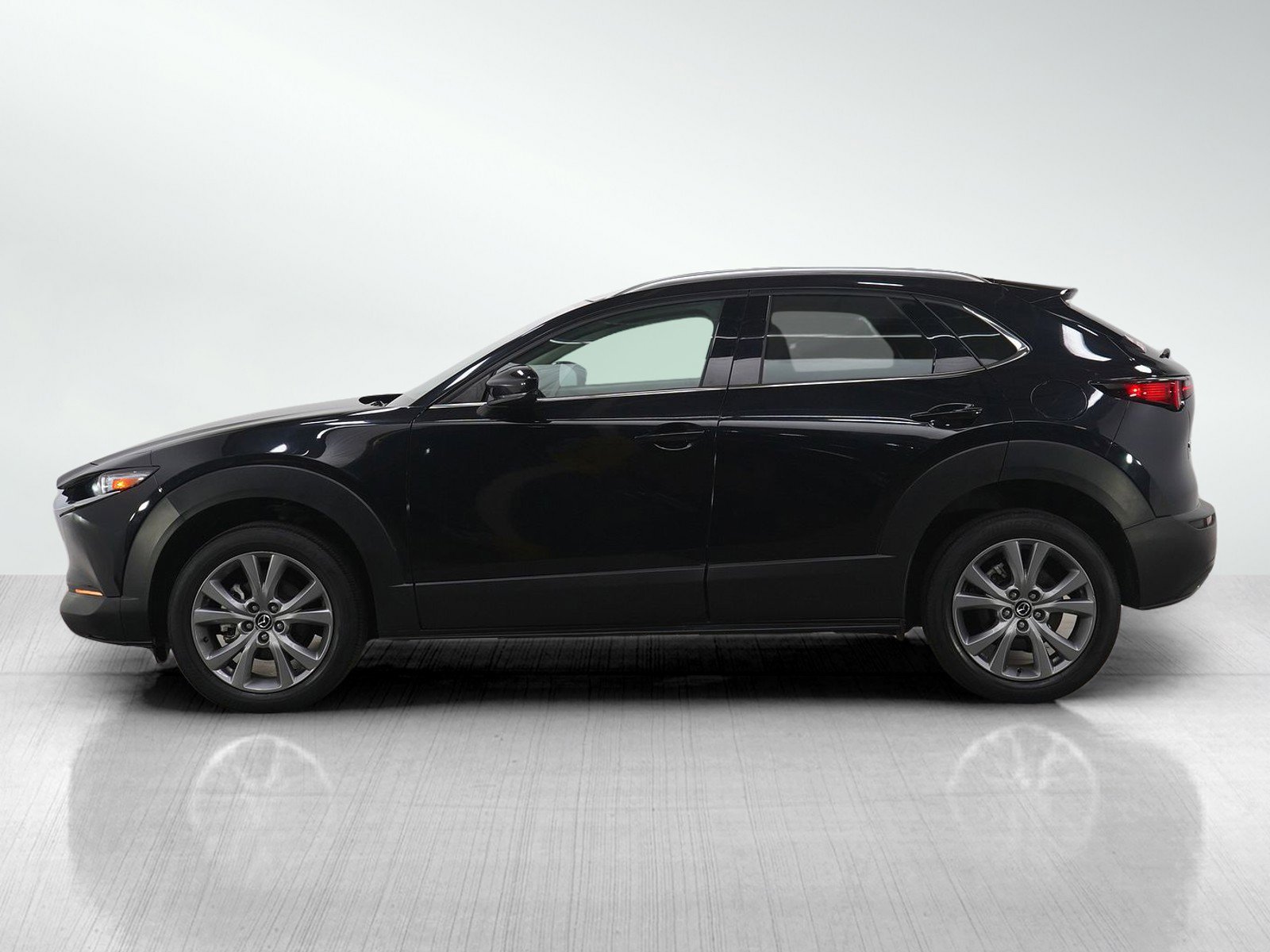 Used 2022 Mazda CX-30 Premium with VIN 3MVDMBDL5NM443883 for sale in Burnsville, Minnesota
