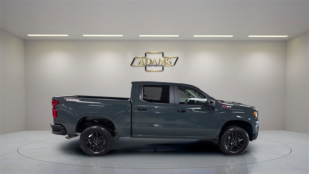 2026 Chevrolet Silverado 1500 LT Trail Boss photo 4