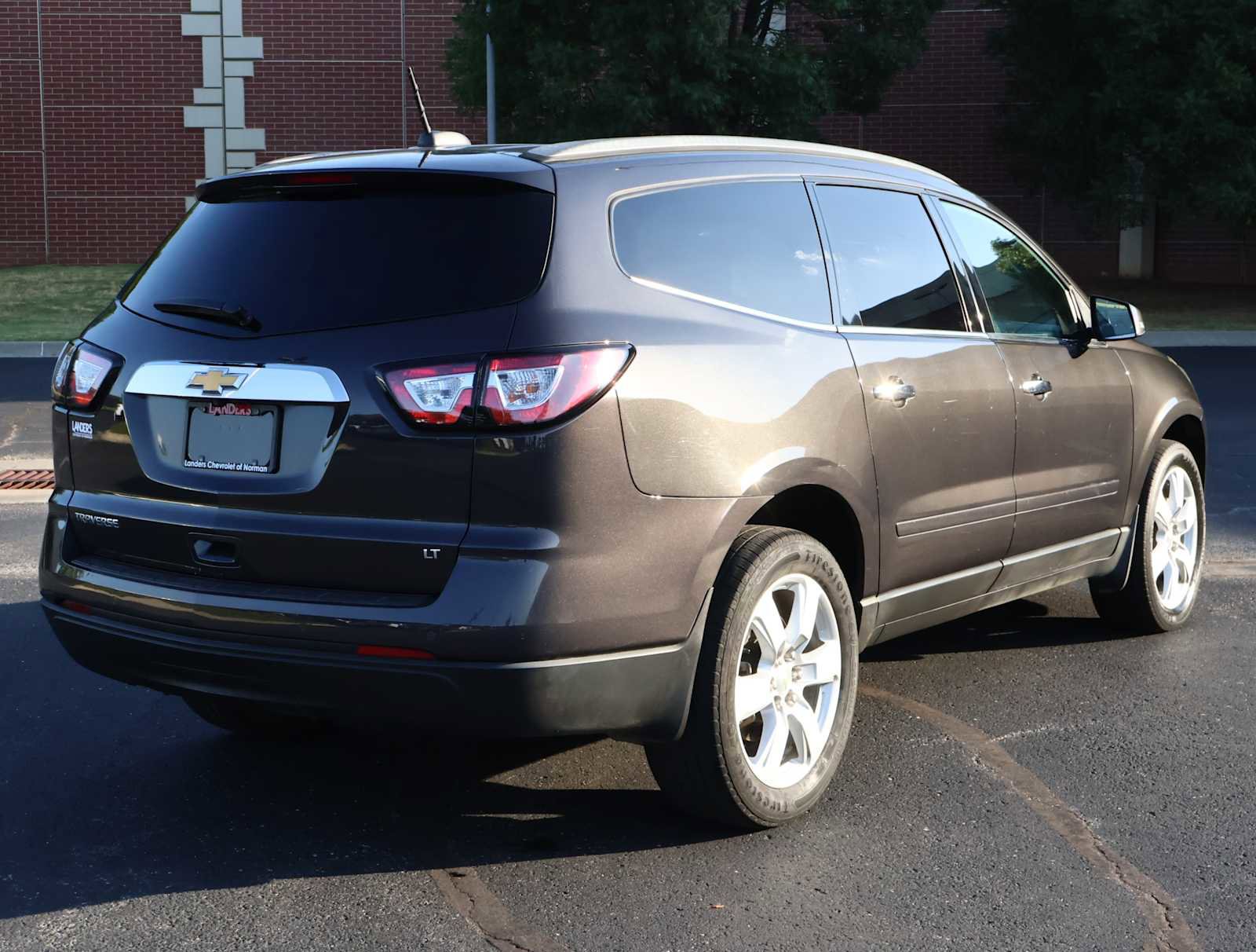 2017 Chevrolet Traverse 1LT photo 26