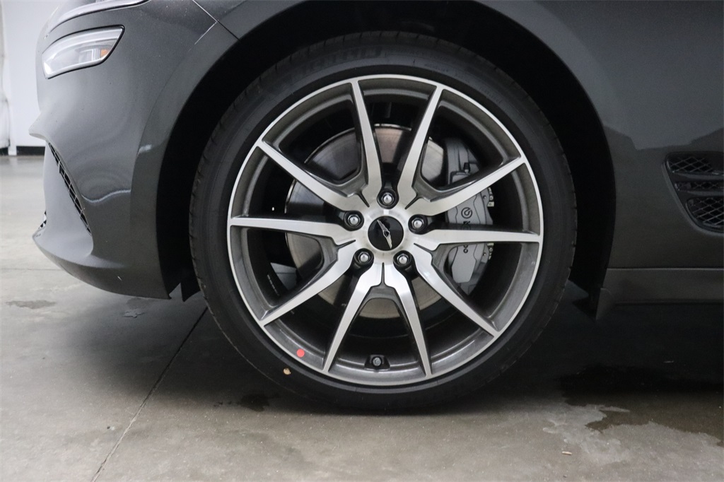 2026 Genesis G70 2.5T Prestige AWD photo 3