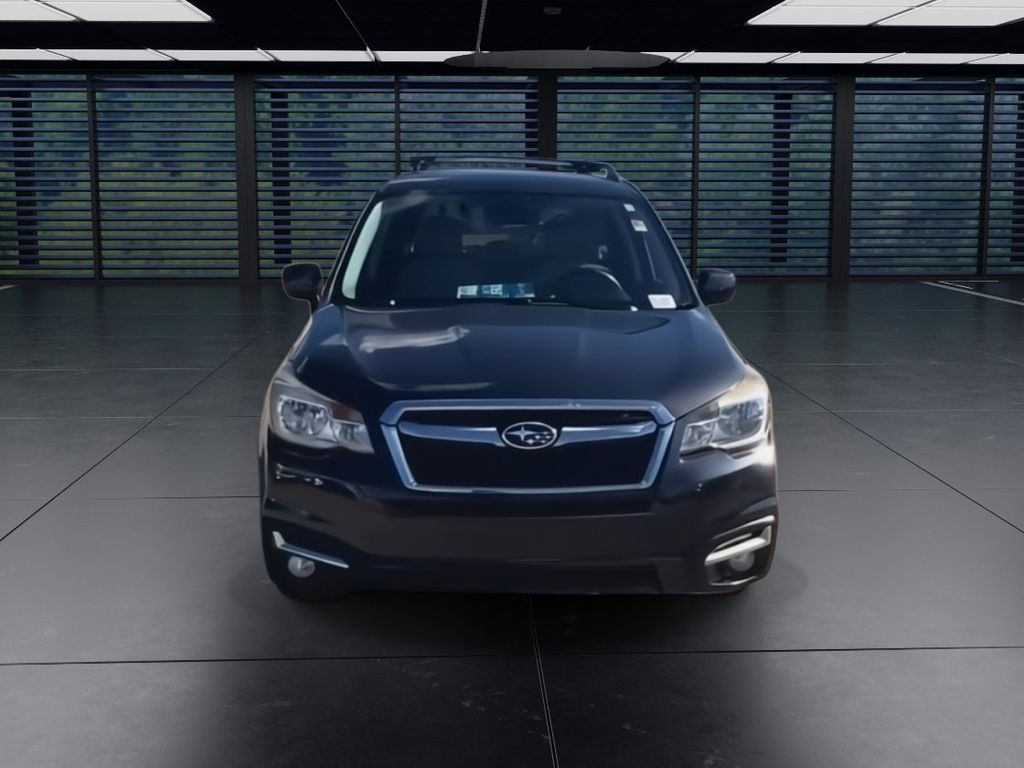 2017 Subaru Forester 2.5i Premium photo 3