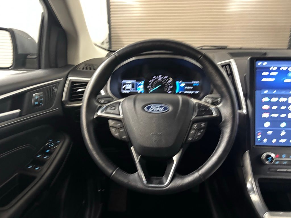 2024 Ford Edge Titanium photo 26