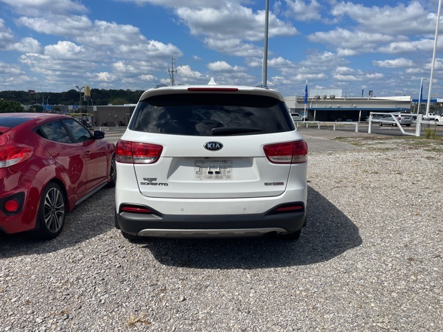 2017 Kia Sorento EX photo 9