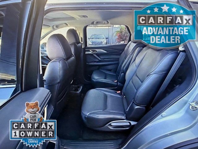 2023 Mazda CX-9 Touring photo 4