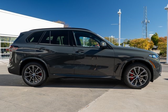 2026 Bmw X5 xDrive40i photo 2