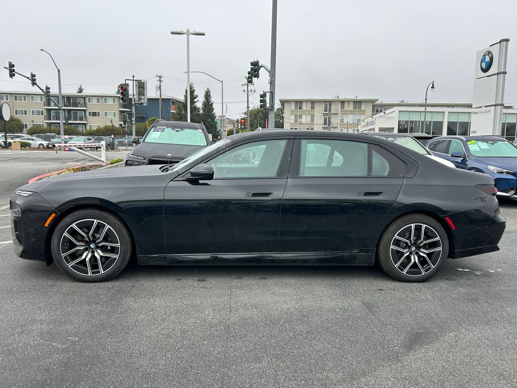 2026 Bmw i7 xDrive60 photo 2