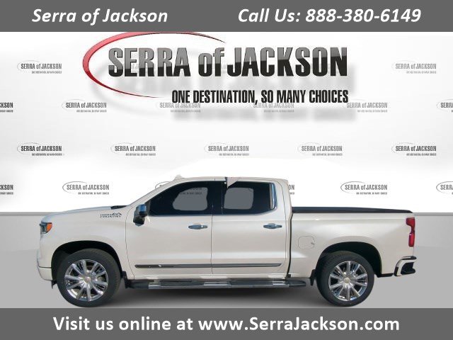 2022 Chevrolet Silverado 1500 High Country's photo