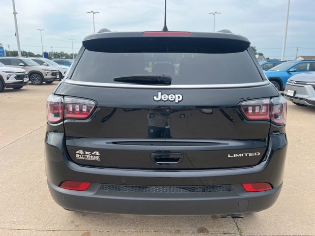 2022 Jeep Compass Limited photo 4