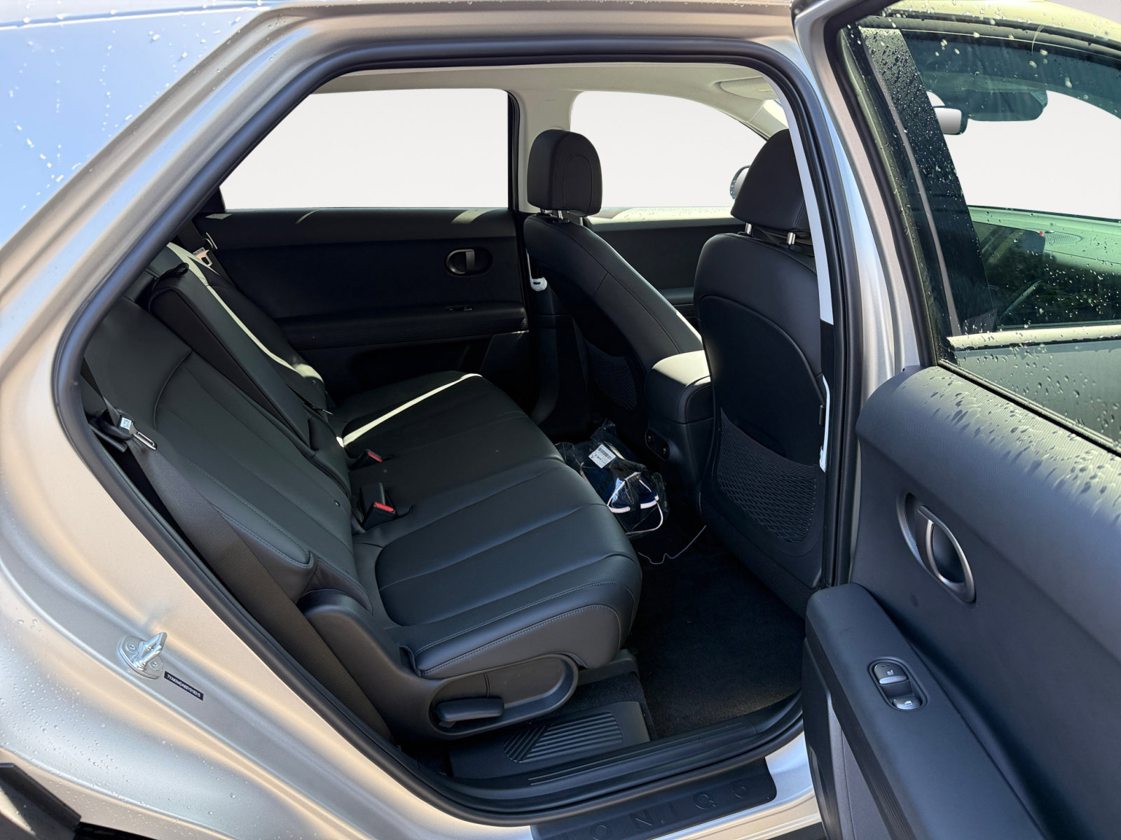 2025 Hyundai Ioniq 5 SEL photo 18