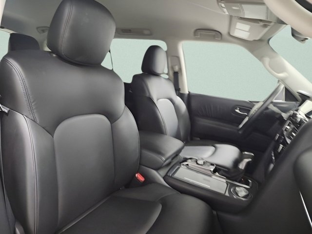 2022 Nissan Armada SV photo 8