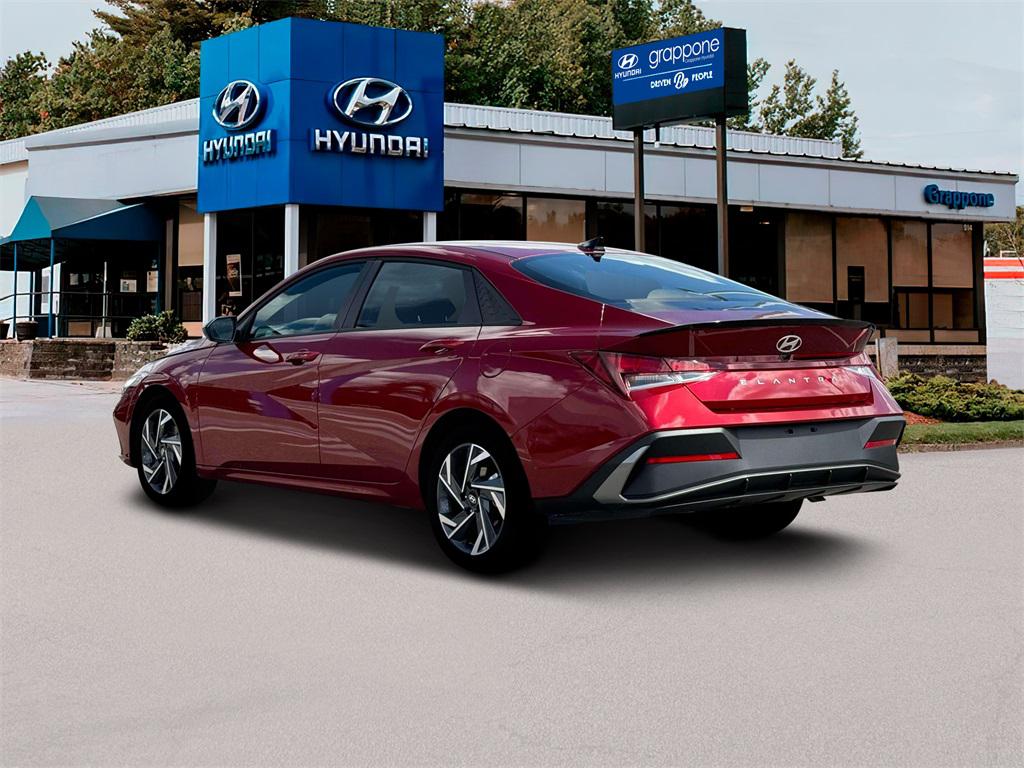 2025 Hyundai Elantra SEL Sport photo 4