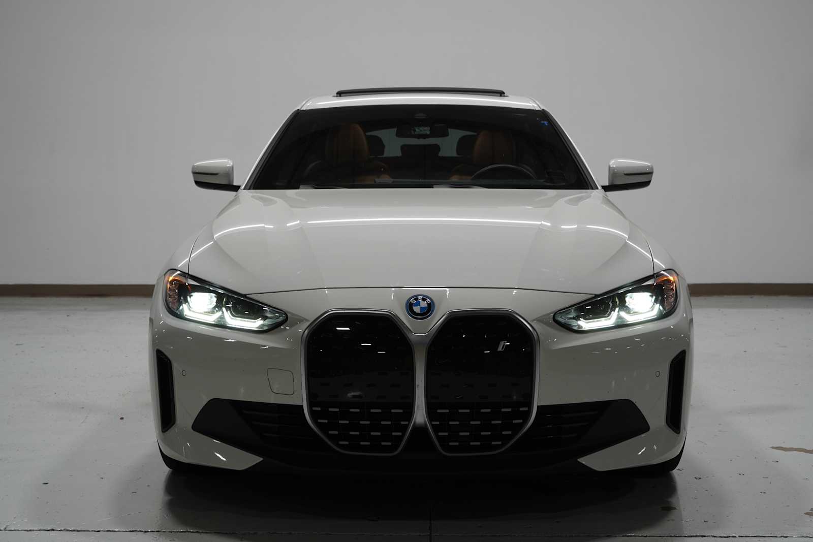 2023 Bmw i4 eDrive40 photo 2