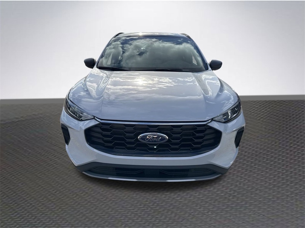 2025 Ford Escape ST-Line photo 2