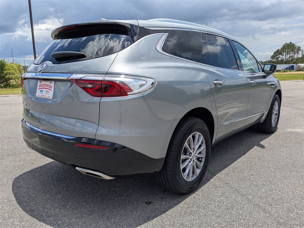 2024 Buick Enclave Premium photo 2
