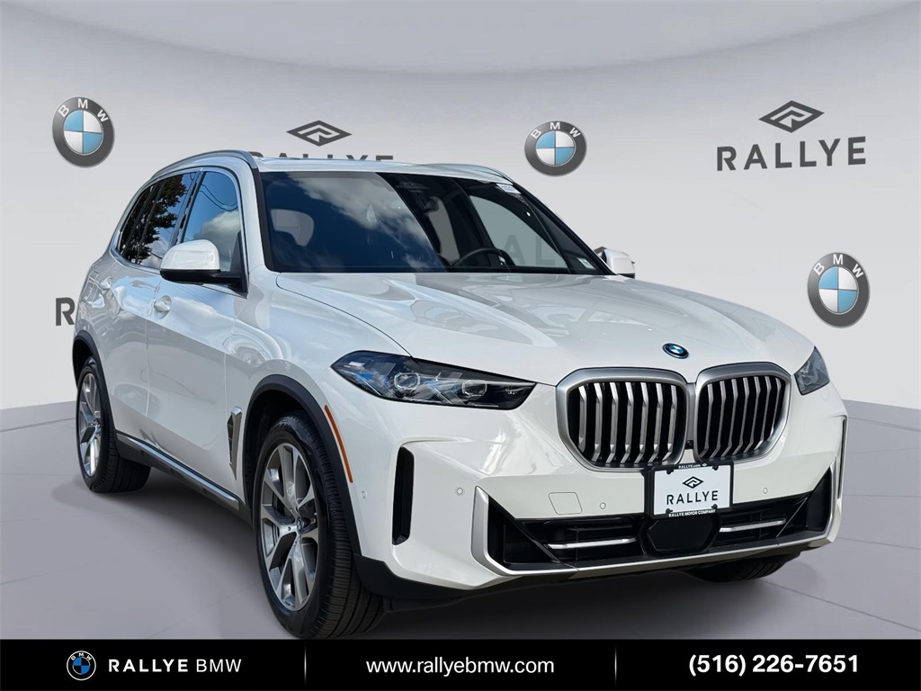 2025 BMW X5 50e