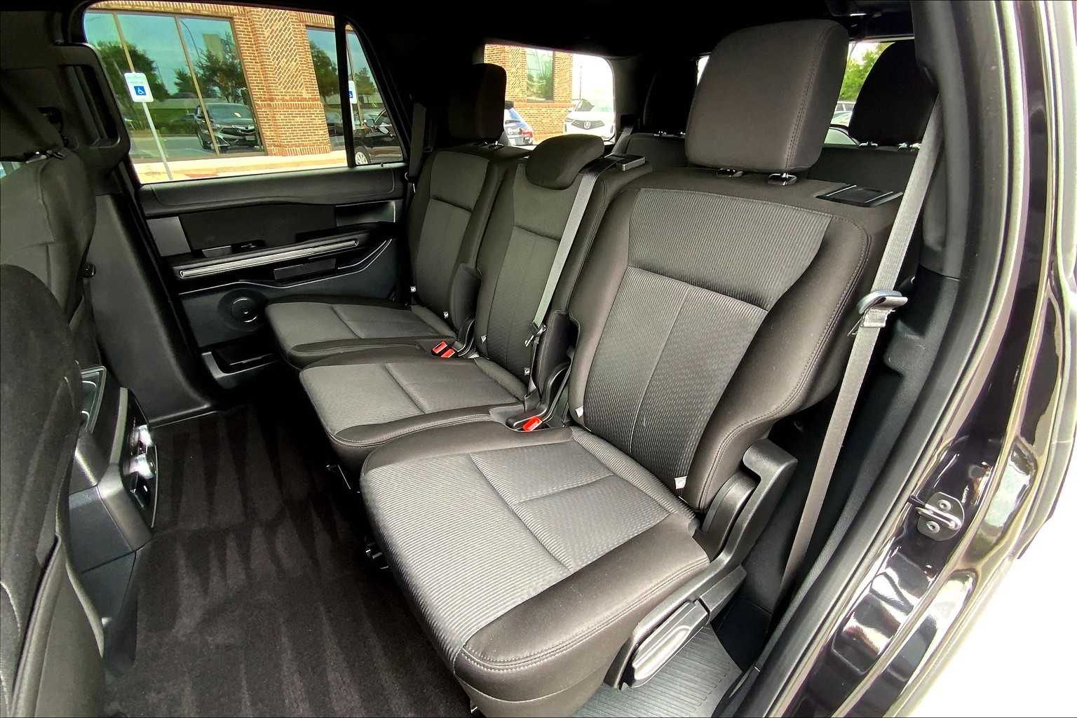 2021 Ford Expedition XLT photo 18