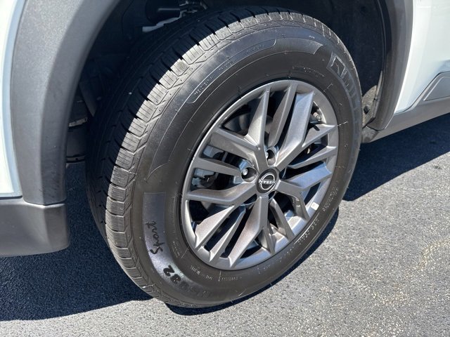2023 Nissan Rogue S photo 6