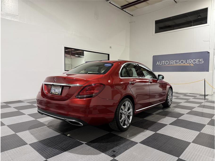 2019 Mercedes Benz C 300 photo 5