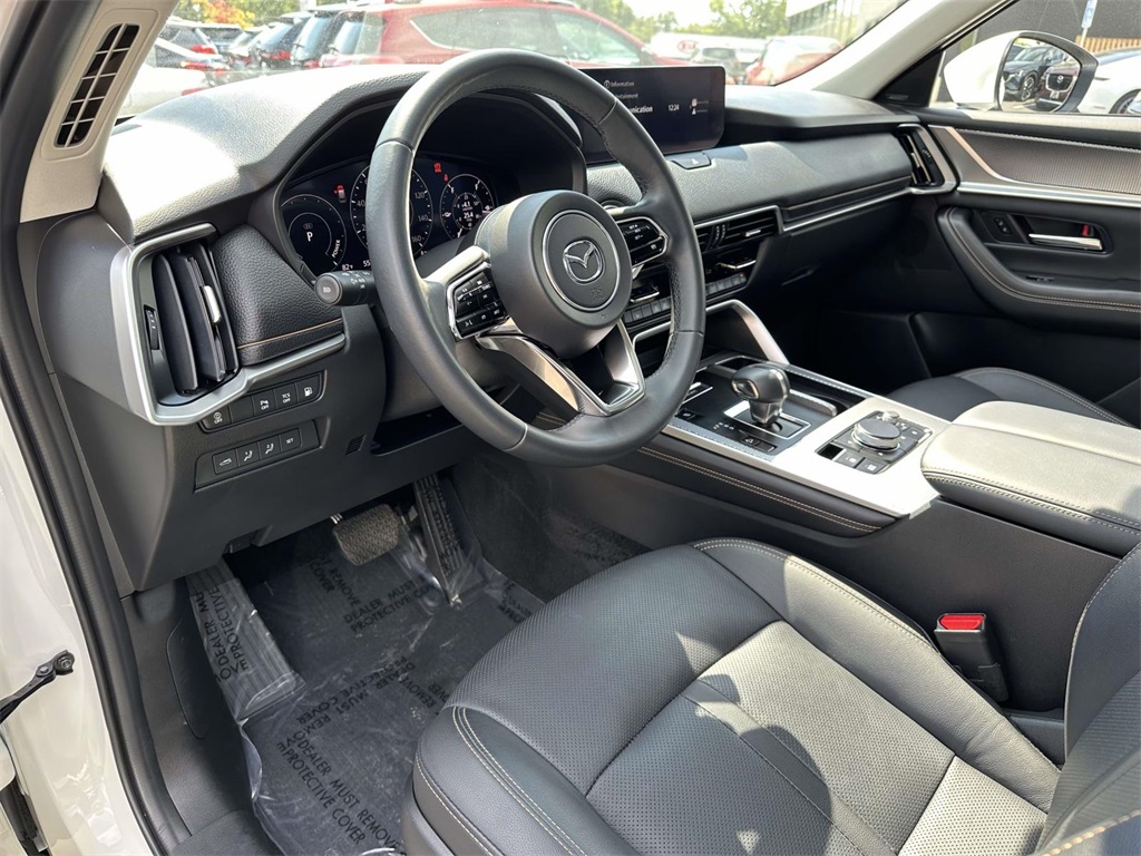 2024 Mazda CX-90 Premium photo 2