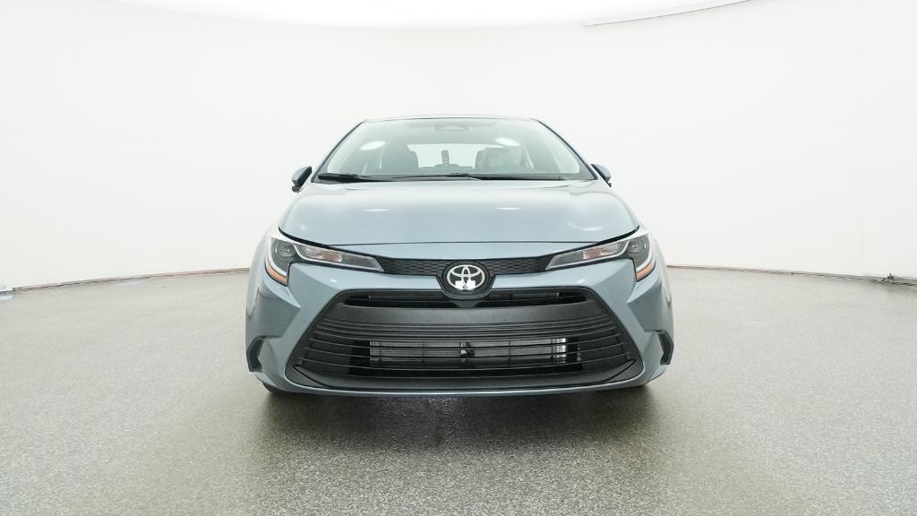 2026 Toyota Corolla LE photo 2