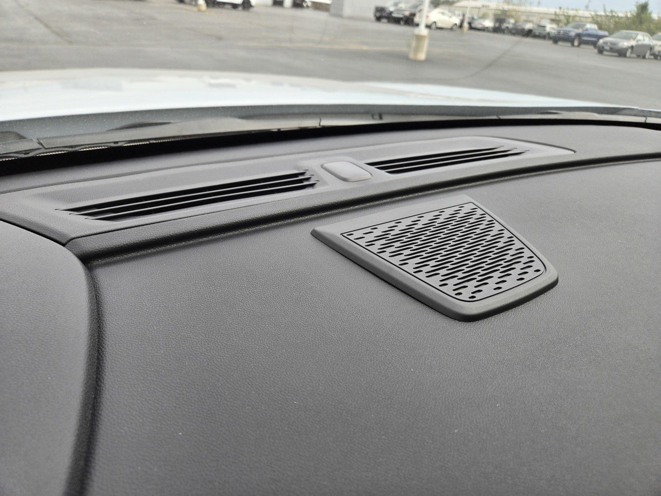 2026 Chevrolet Traverse High Country photo 3