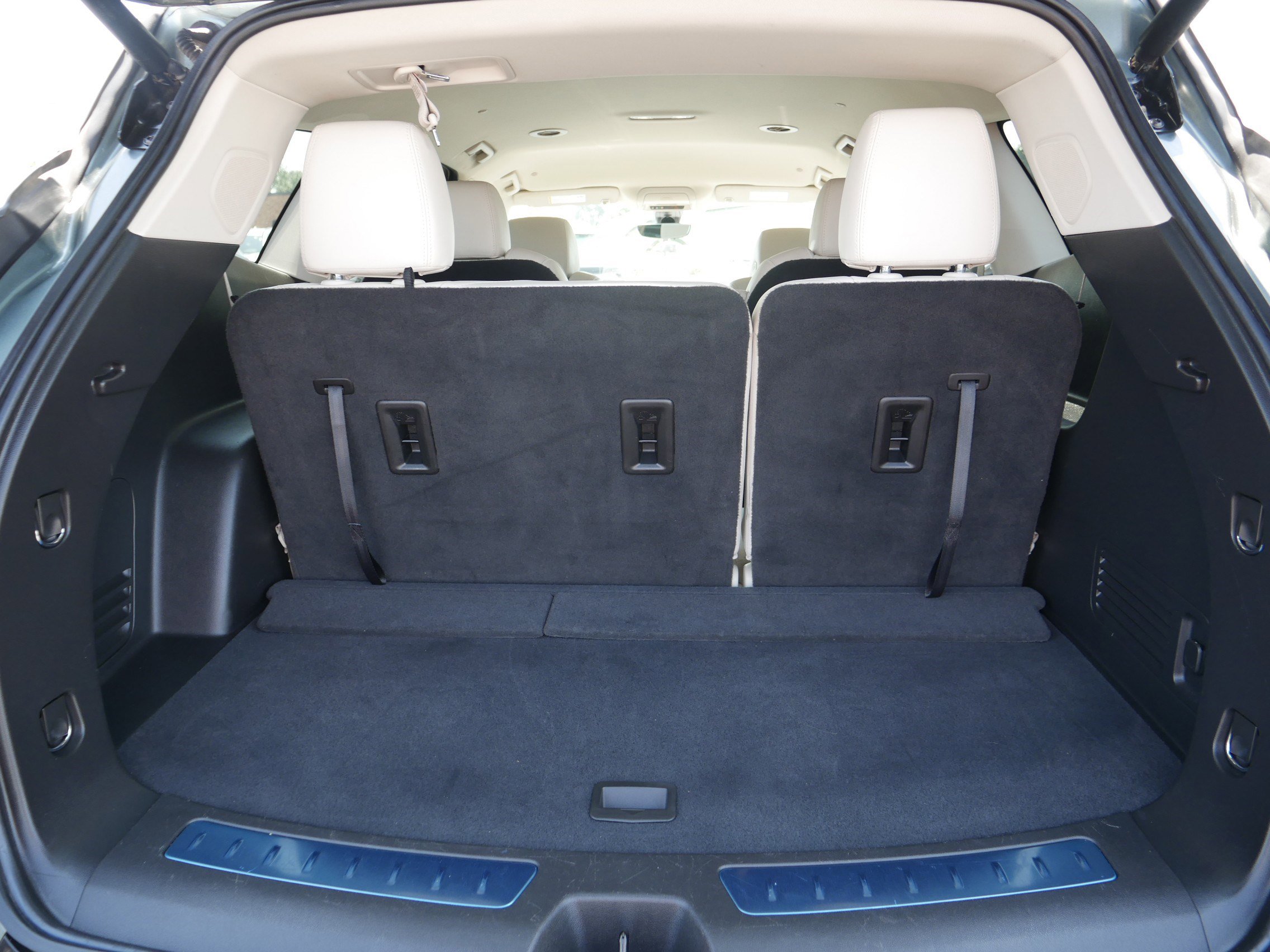 2023 Buick Enclave Premium photo 18