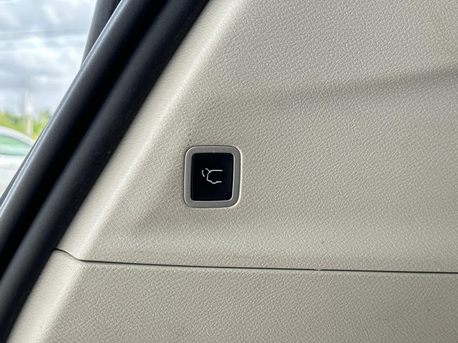 2022 Chrysler Pacifica Touring L photo 20