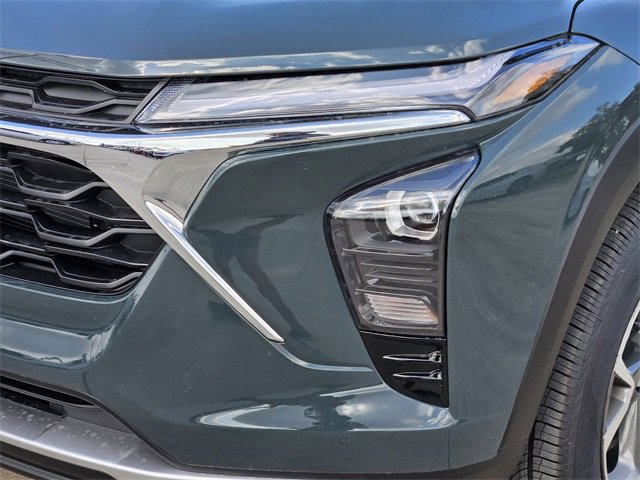 2026 Chevrolet Trax LT photo 4