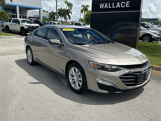 2024 Chevrolet Malibu 1LT photo 3