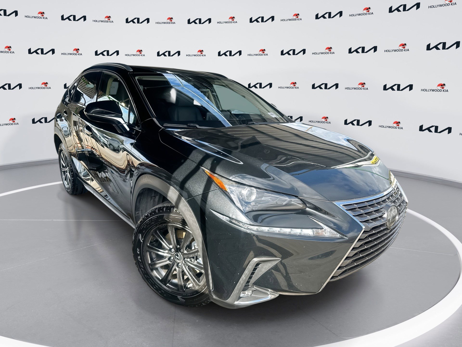 2020 Lexus NX 300's photo