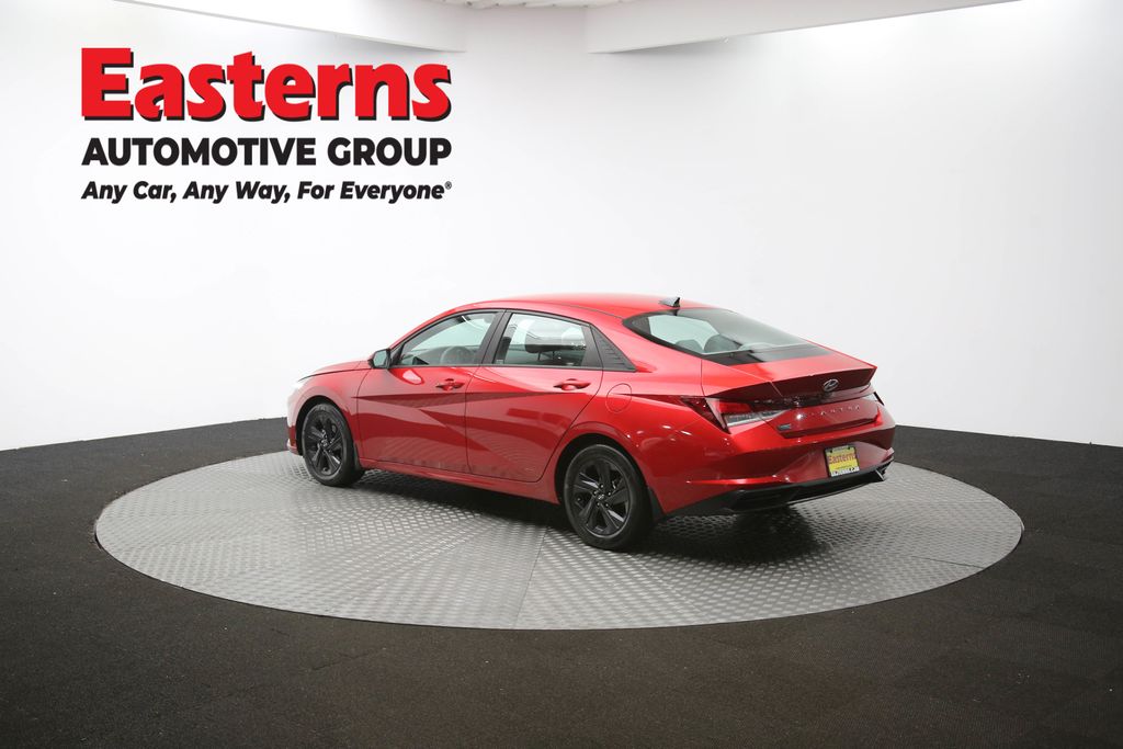2022 Hyundai Elantra SEL Convenience photo 50