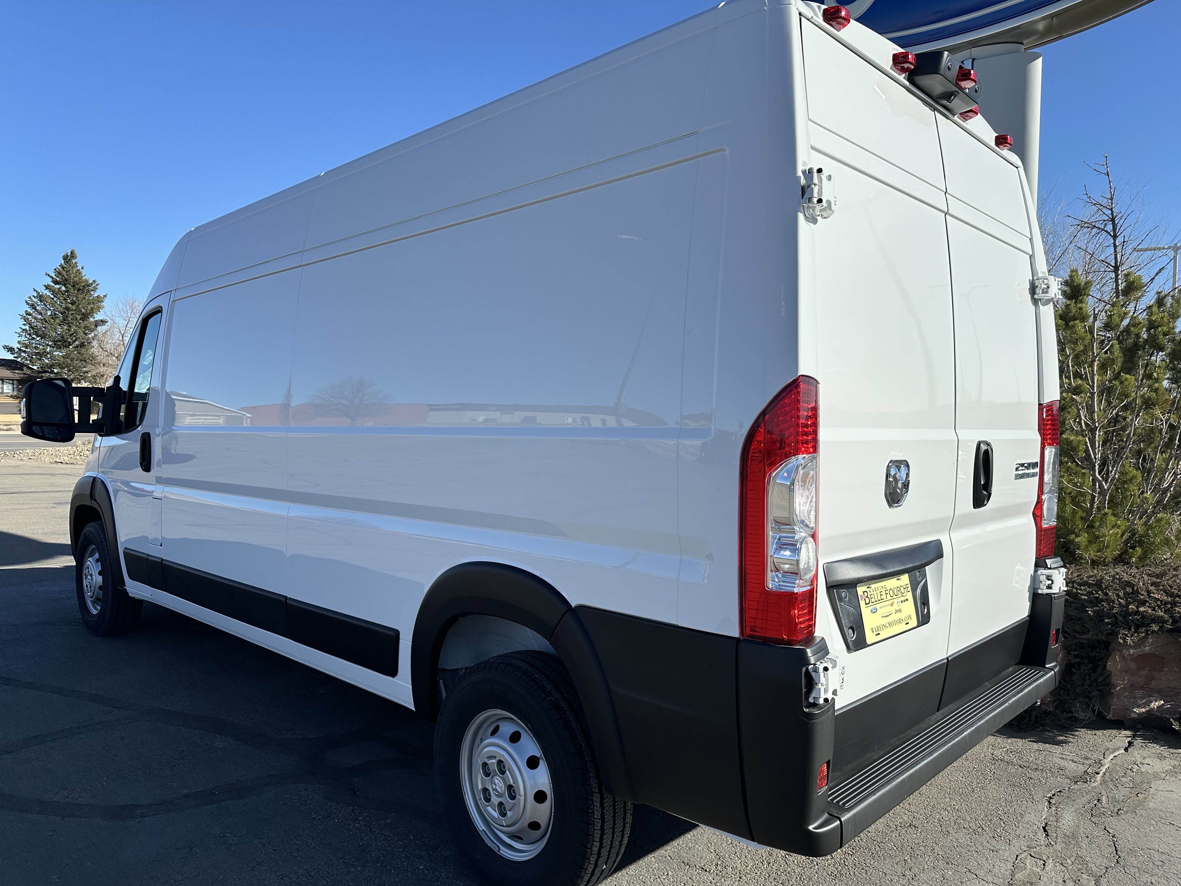 2023 Ram ProMaster 2500 photo 2