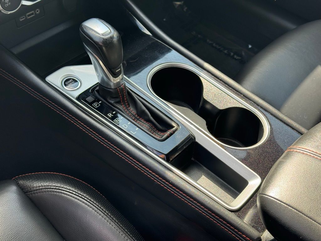 2024 Nissan Altima 2.5 SR photo 17