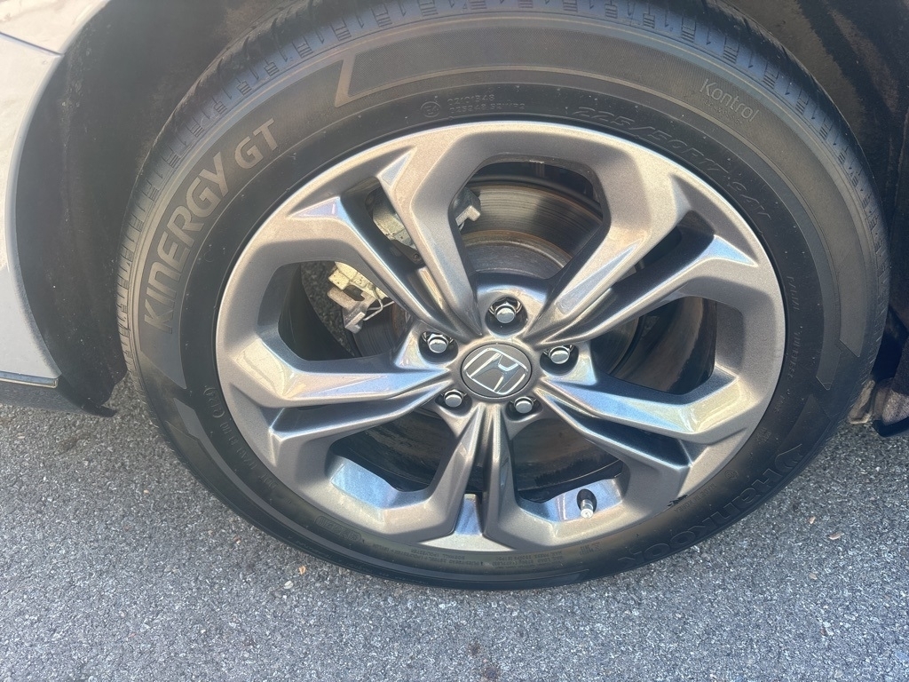 2024 Honda Accord EX-L Hybrid photo 25