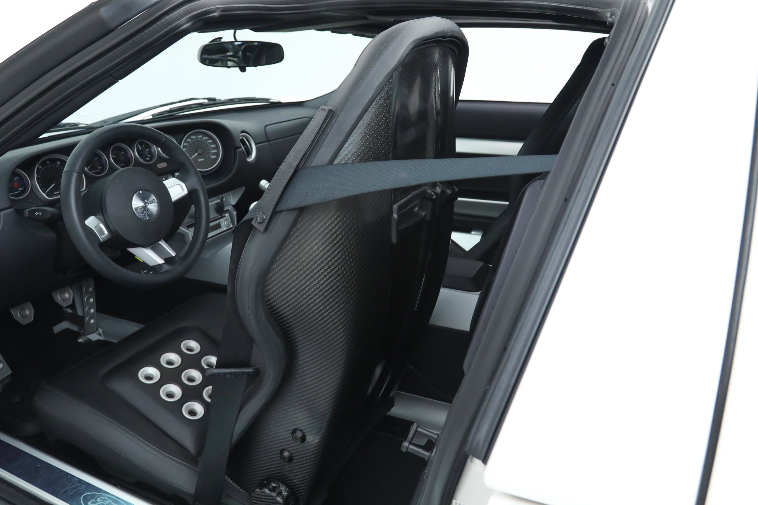 2006 Ford GT photo 22