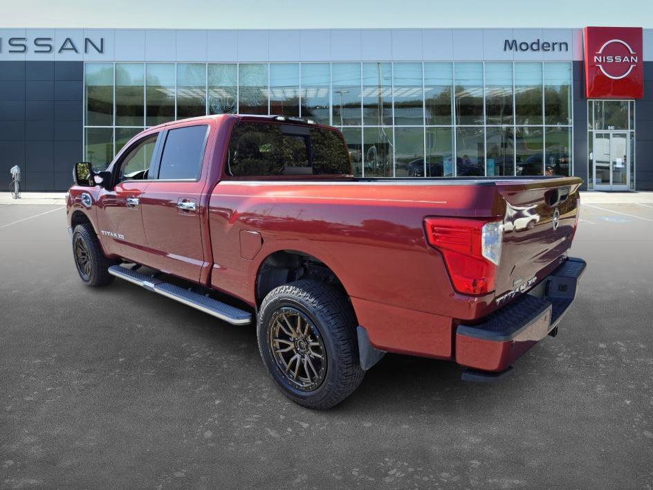 2019 Nissan Titan SV photo 7
