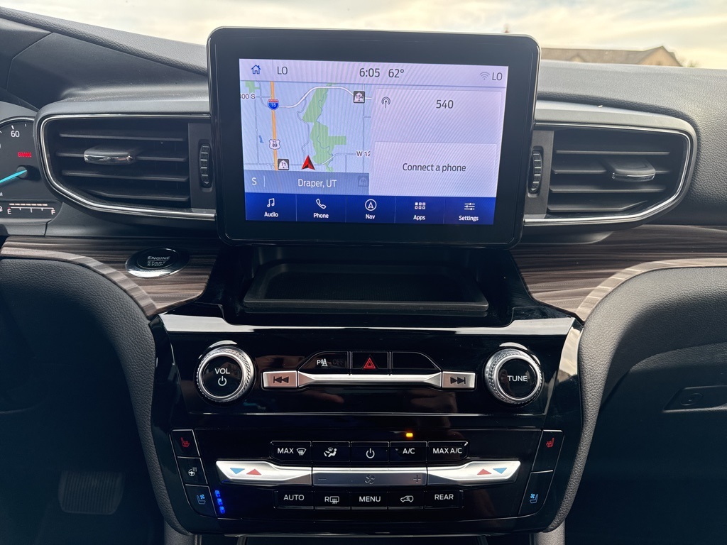 2023 Ford Explorer Limited photo 11