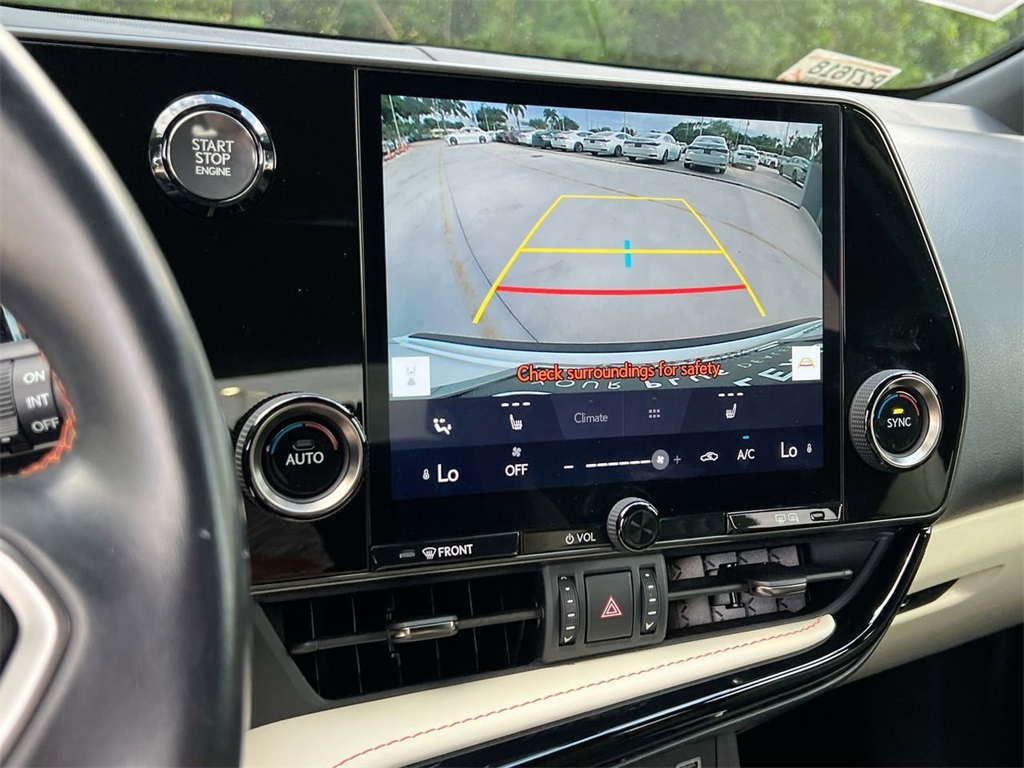 2024 Lexus NX 250 photo 16