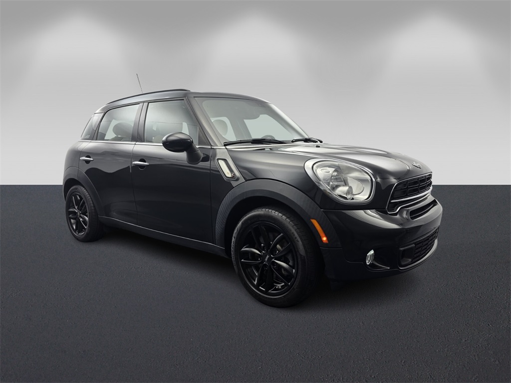 2015 MINI Countryman S's photo