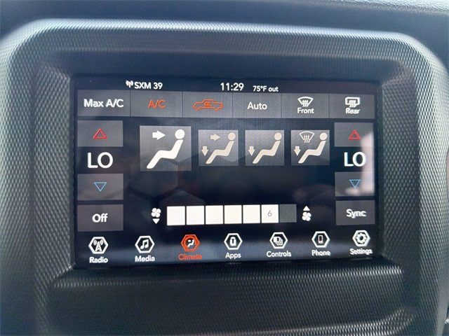 2023 Jeep Gladiator Willys photo 4