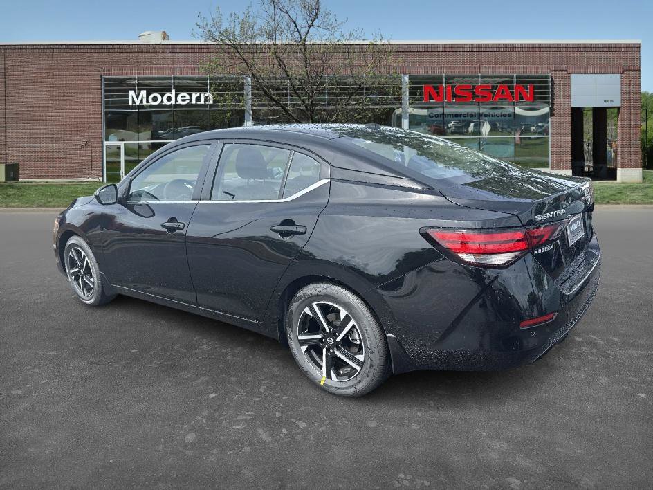 2025 Nissan Sentra SV photo 2