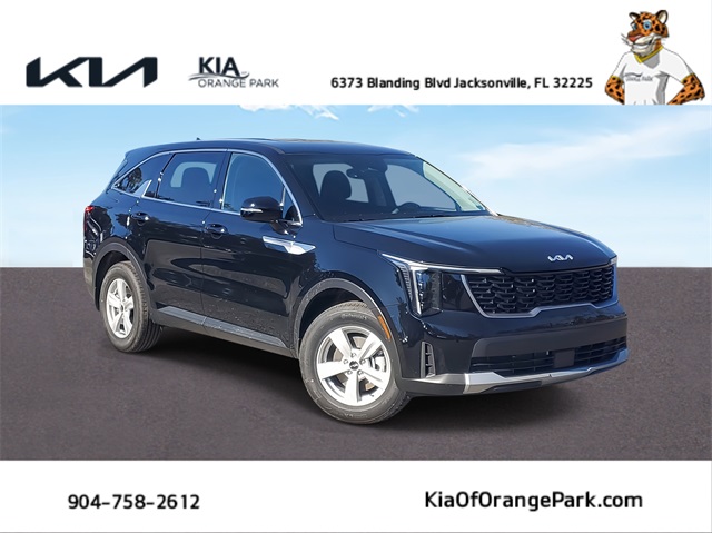 2026 Kia Sorento LX photo 2