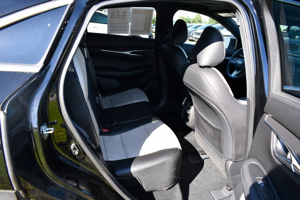 2024 Infiniti QX55 Luxe photo 17