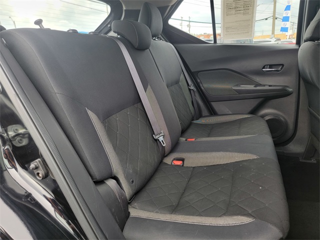 2019 Nissan Kicks SV photo 15