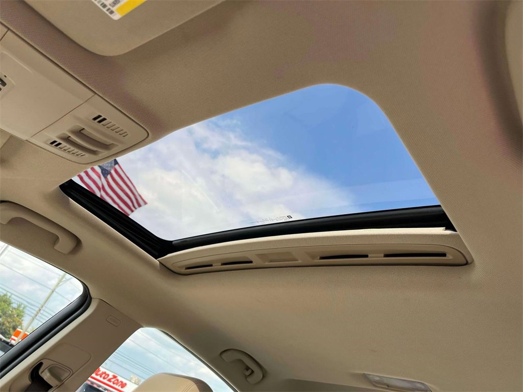 2016 Buick Verano Leather photo 28