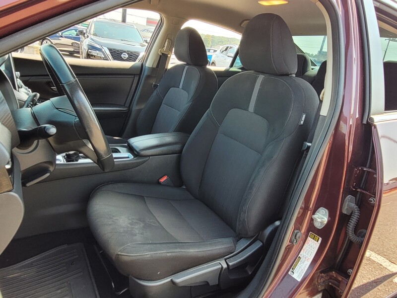 2022 Nissan Sentra SV photo 4