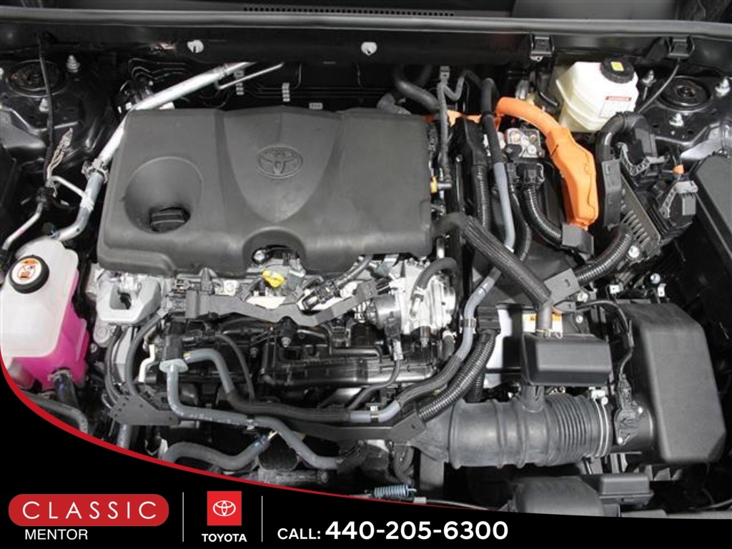 2024 Toyota RAV4 Hybrid XSE photo 2